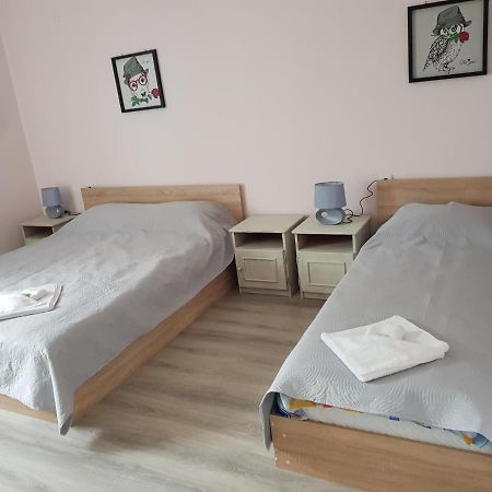 卡瓦尔纳 Къща За Гости Саня酒店 外观 照片